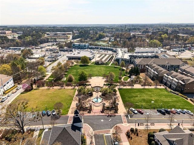 5989 Kenn Manor Way, Norcross, GA 30071