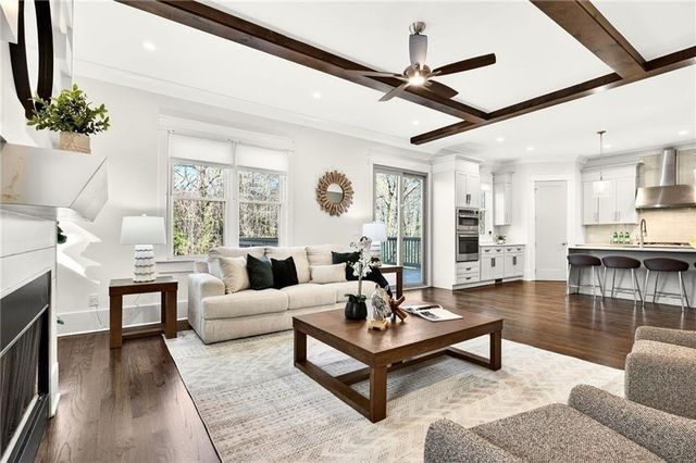 5989 Kenn Manor Way, Norcross, GA 30071