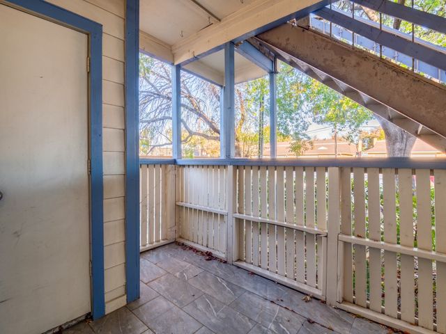 1609 Marsh Lane 110, Carrollton, TX 75006