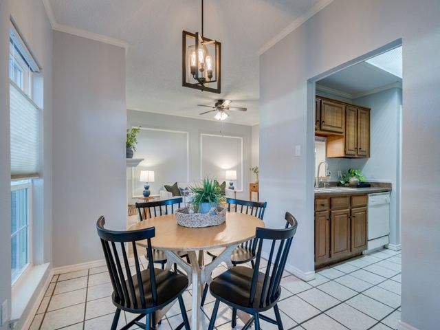 1609 Marsh Lane 110, Carrollton, TX 75006