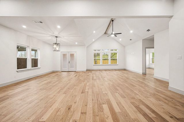 1931 Muncie Avenue, Dallas, TX 75212