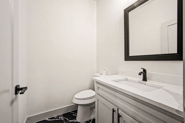 1931 Muncie Avenue, Dallas, TX 75212