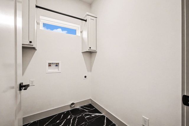 1931 Muncie Avenue, Dallas, TX 75212