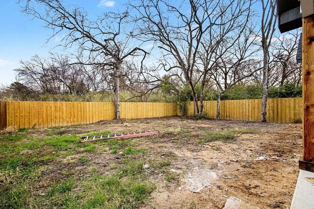 1931 Muncie Avenue, Dallas, TX 75212