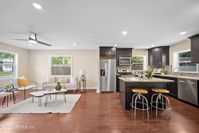 3544 COLLEGE Place, Jacksonville, FL 32205