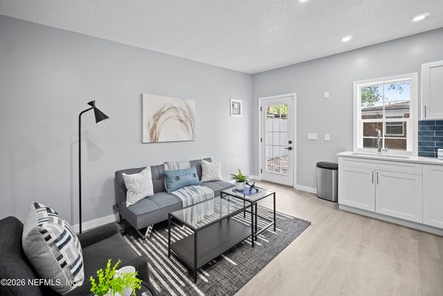 3544 COLLEGE Place, Jacksonville, FL 32205