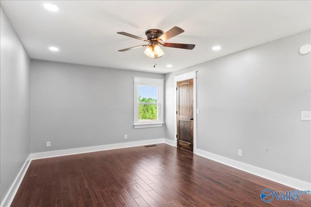 919 Brentwood Drive NE, Cullman, AL 35055