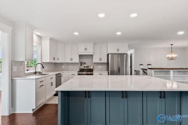919 Brentwood Drive NE, Cullman, AL 35055