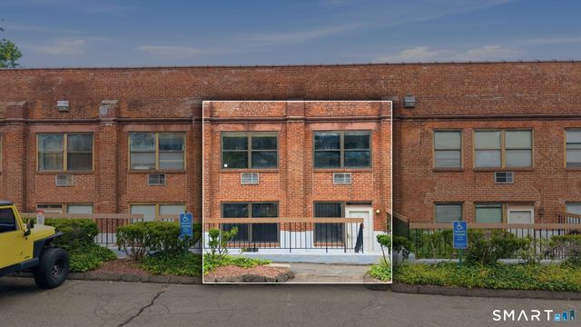201 College Street 22, Middletown, CT 06457