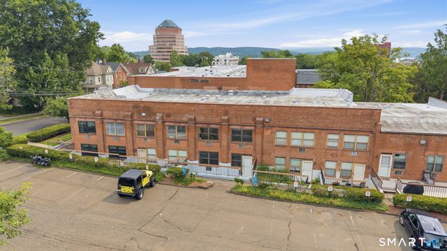 201 College Street 22, Middletown, CT 06457