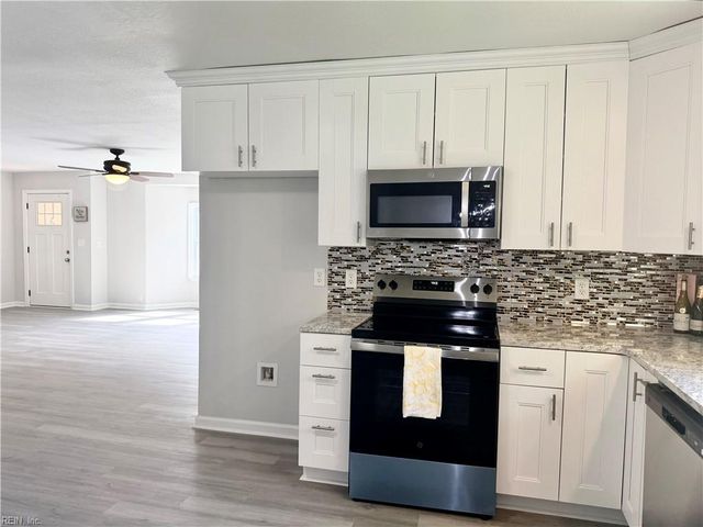 10 C C Spaulding DR, Hampton, VA 23666