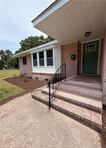 10 C C Spaulding DR, Hampton, VA 23666