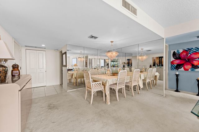 2400 Presidential Way 2004, West Palm Beach, FL 33401