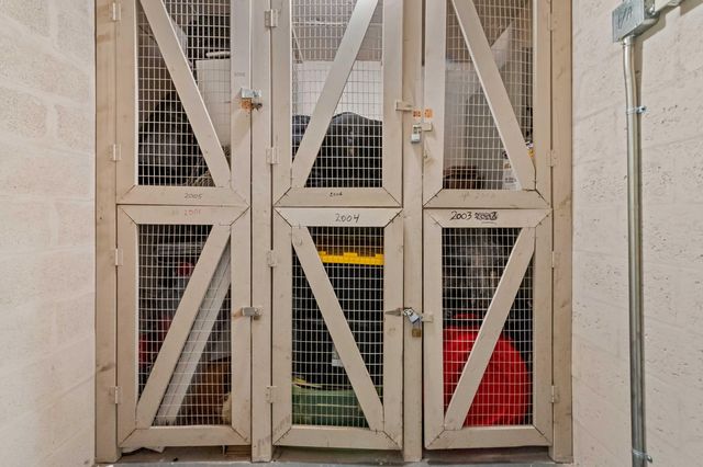 2400 Presidential Way 2004, West Palm Beach, FL 33401