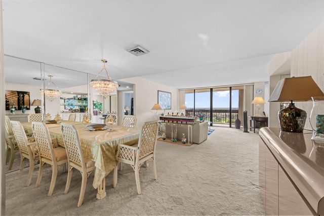 2400 Presidential Way 2004, West Palm Beach, FL 33401