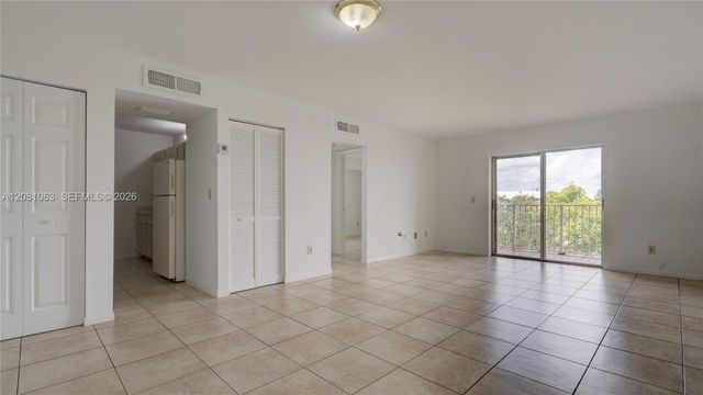8260 SW 210th Street 308, Cutler Bay, FL 33189