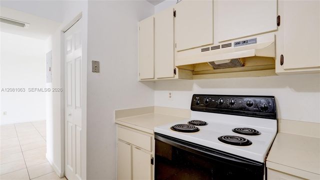 8260 SW 210th Street 308, Cutler Bay, FL 33189