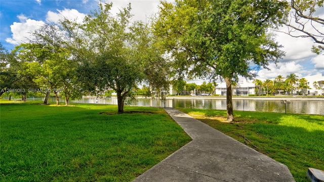 8260 SW 210th Street 308, Cutler Bay, FL 33189