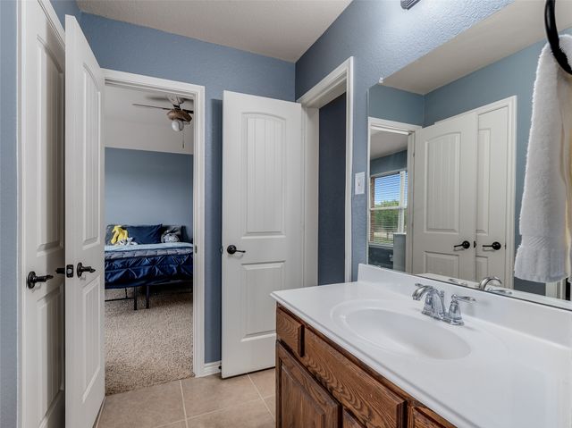 5732 Chateau Drive, Sachse, TX 75048