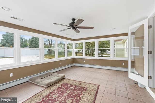 682 WHIRLAWAY DR, Warminster, PA 18974