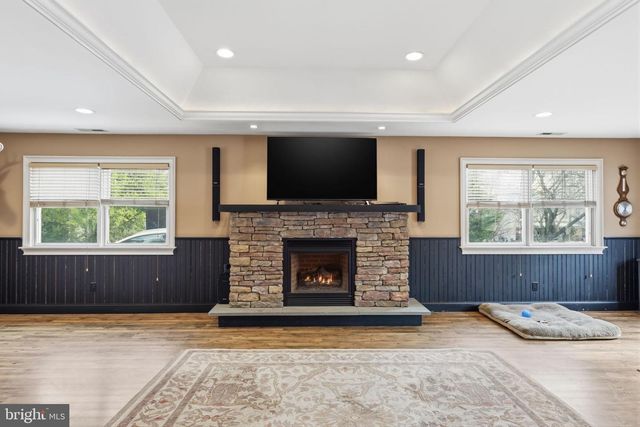 682 WHIRLAWAY DR, Warminster, PA 18974