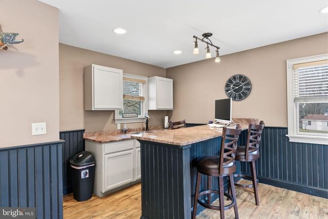 682 WHIRLAWAY DR, Warminster, PA 18974