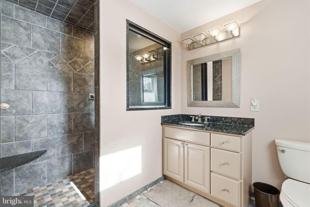 682 WHIRLAWAY DR, Warminster, PA 18974