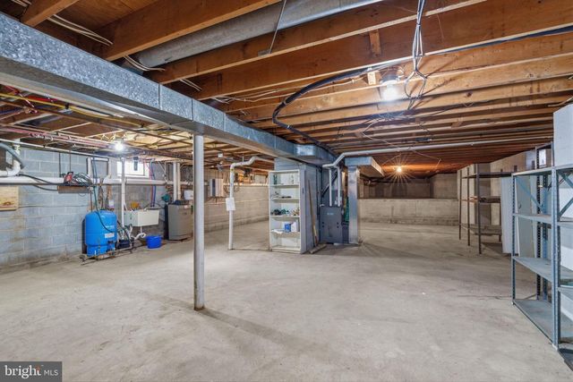 682 WHIRLAWAY DR, Warminster, PA 18974