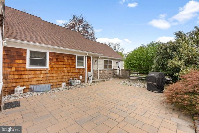 682 WHIRLAWAY DR, Warminster, PA 18974