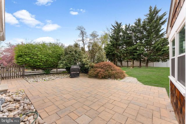 682 WHIRLAWAY DR, Warminster, PA 18974
