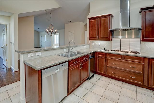 23113 W 71st Terrace, Shawnee, KS 66227