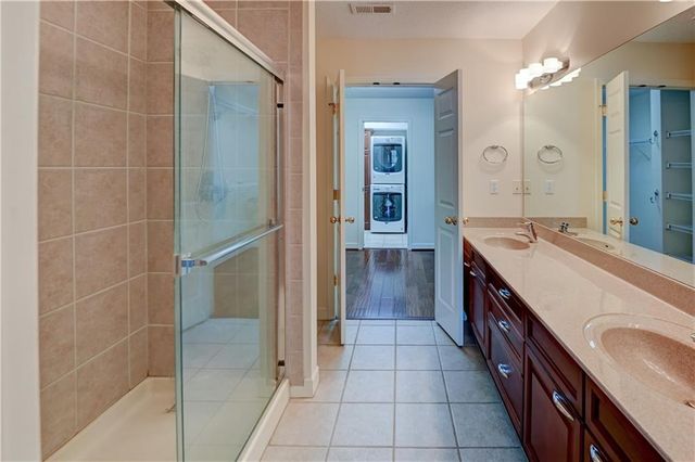 23113 W 71st Terrace, Shawnee, KS 66227