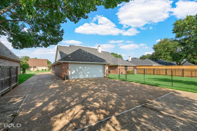 9408 Prestonwood, Shreveport, LA 71115