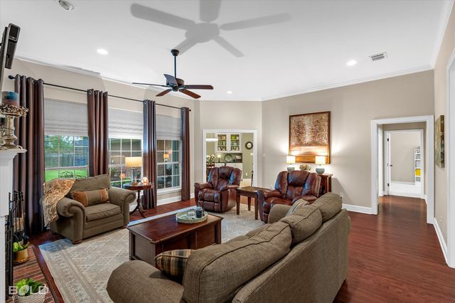 9408 Prestonwood, Shreveport, LA 71115