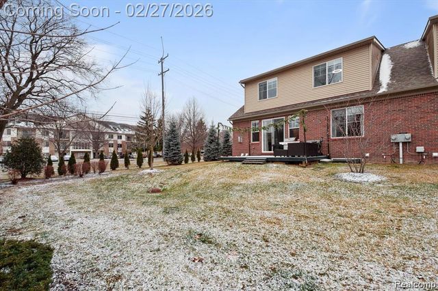 42384 GATEWAY Drive, Plymouth Charter Township, MI 48170