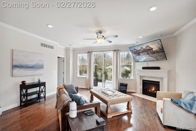 42384 GATEWAY Drive, Plymouth Charter Township, MI 48170