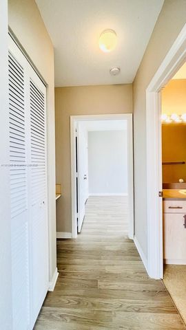 124 SW Peacock Blvd 13203, Port St. Lucie, FL 34986