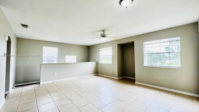 124 SW Peacock Blvd 13203, Port St. Lucie, FL 34986