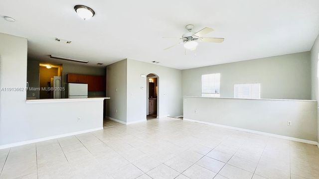 124 SW Peacock Blvd 13203, Port St. Lucie, FL 34986