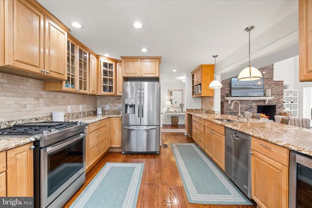 18 MALLARD DR E, Ocean Pines, MD 21811