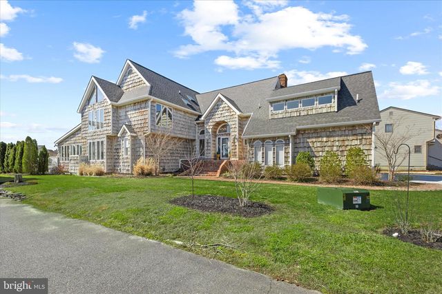 18 MALLARD DR E, Ocean Pines, MD 21811