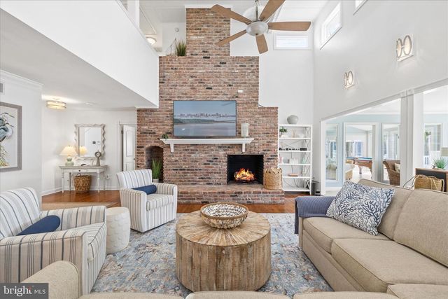 18 MALLARD DR E, Ocean Pines, MD 21811