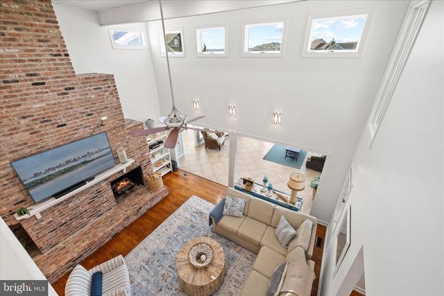 18 MALLARD DR E, Ocean Pines, MD 21811