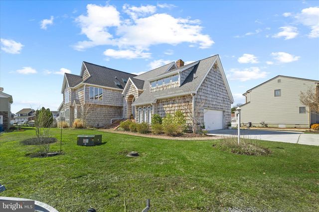 18 MALLARD DR E, Ocean Pines, MD 21811