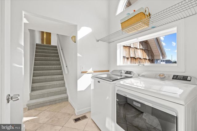 18 MALLARD DR E, Ocean Pines, MD 21811