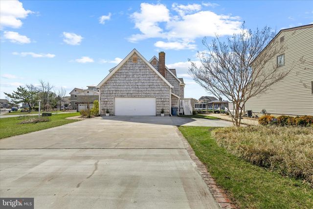 18 MALLARD DR E, Ocean Pines, MD 21811