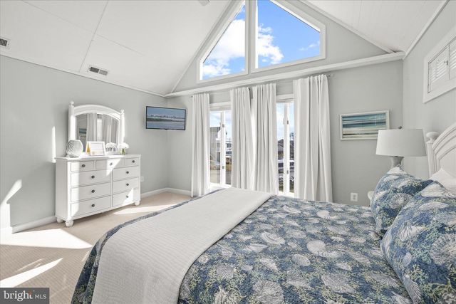 18 MALLARD DR E, Ocean Pines, MD 21811