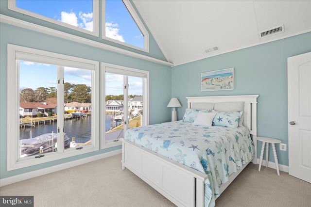 18 MALLARD DR E, Ocean Pines, MD 21811