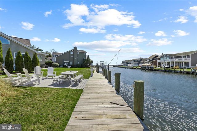 18 MALLARD DR E, Ocean Pines, MD 21811