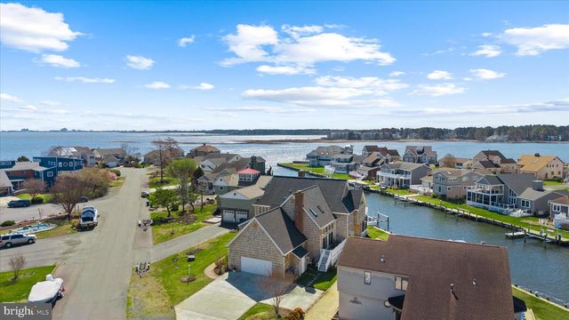 18 MALLARD DR E, Ocean Pines, MD 21811